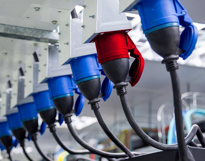 High-density AI rack showcasing HVDC power architecture in a modern Data Centre